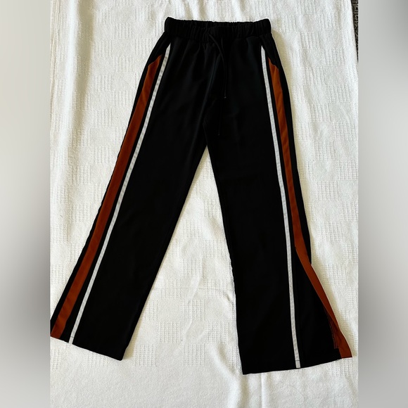 TILLY'S Sky and Sparrow Side Stripe Wide Leg Pants - Picture 7 of 7
